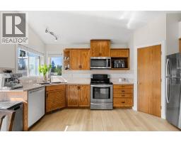 9878 Hidden Valley Drive Nw, Calgary, AB T3A5K4 Photo 11