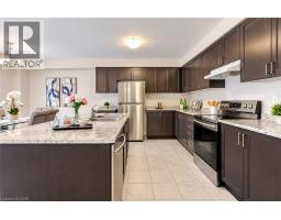 4pc Ensuite bath - 61 Duckworth Road, Cambridge, ON N3H0C1 Photo 7