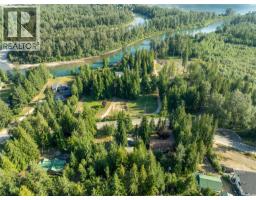 8 Old Town Road, Sicamous, BC V0E2V4 Photo 38