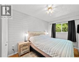 8 Old Town Road, Sicamous, BC V0E2V4 Photo 16