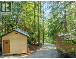 8 Old Town Road, Sicamous, BC V0E2V4 Photo 30