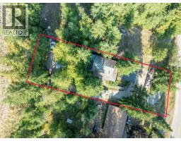 8 Old Town Road, Sicamous, BC V0E2V4 Photo 37