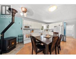 8 Old Town Road, Sicamous, BC V0E2V4 Photo 9