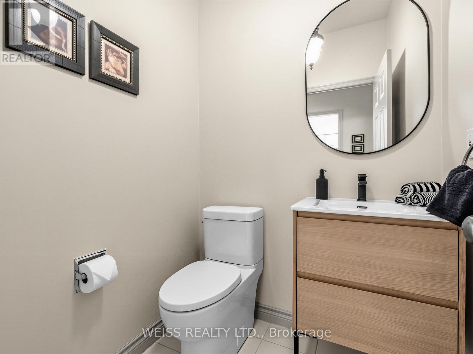 238 BOURBON STREET, Vaughan (East Woodbridge) — photo 11