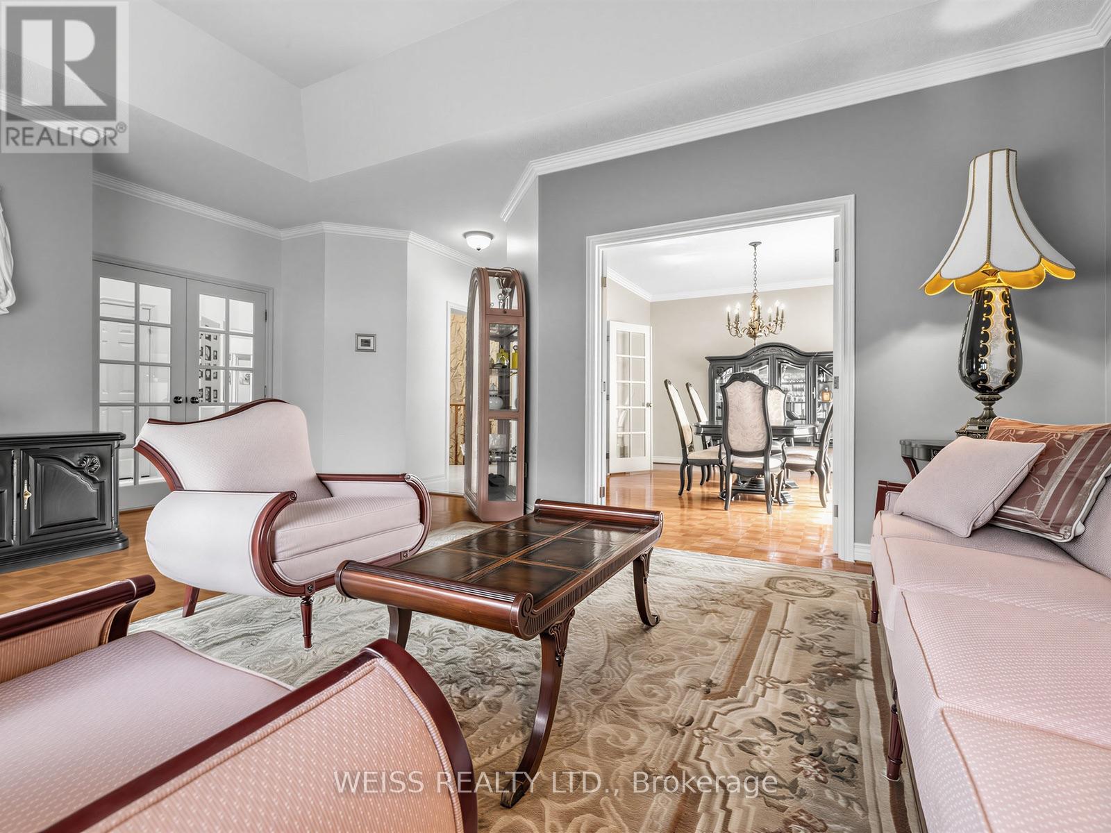 238 BOURBON STREET, Vaughan (East Woodbridge) — photo 7