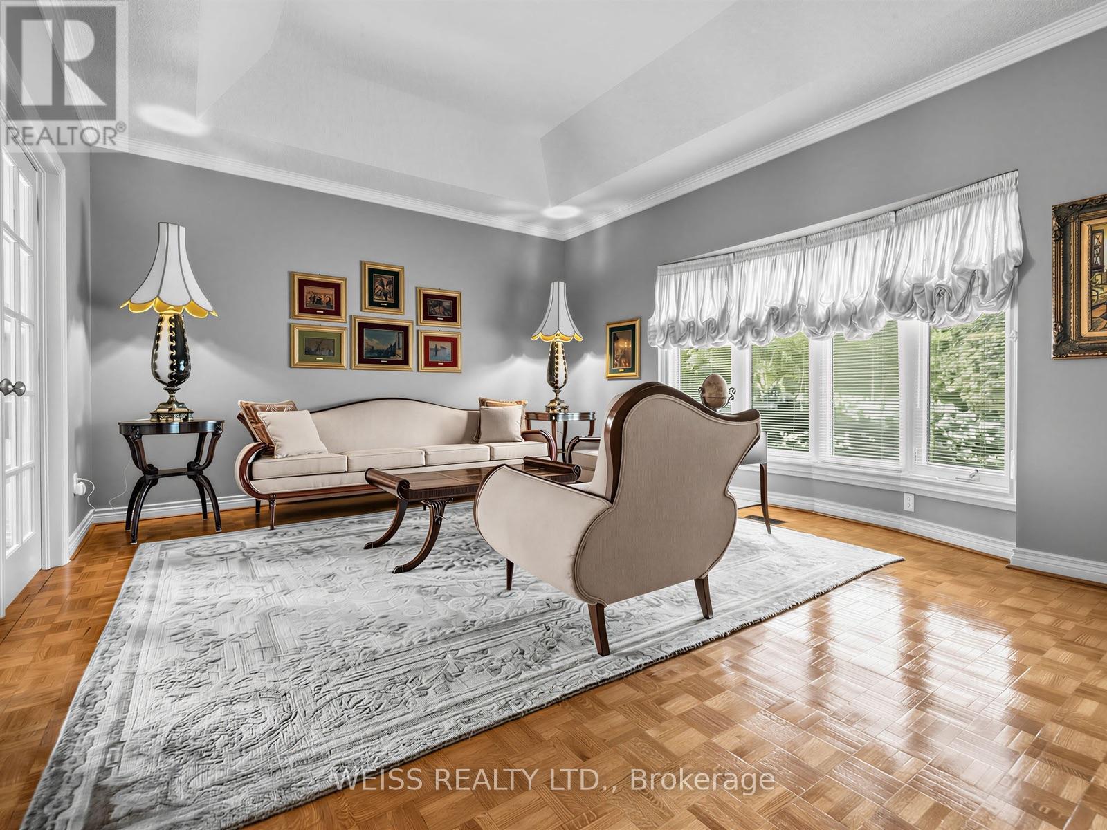 238 BOURBON STREET, Vaughan (East Woodbridge) — photo 8