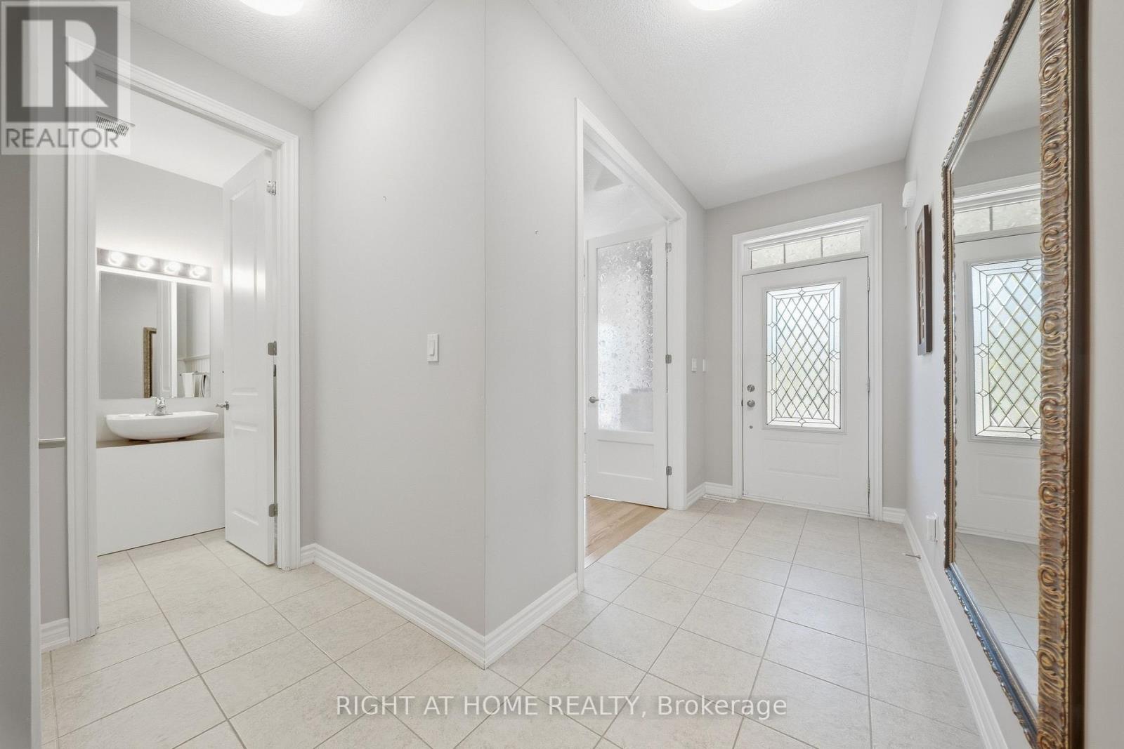 66 BETTY MAY CRESCENT, East Gwillimbury (Queensville) — photo 3