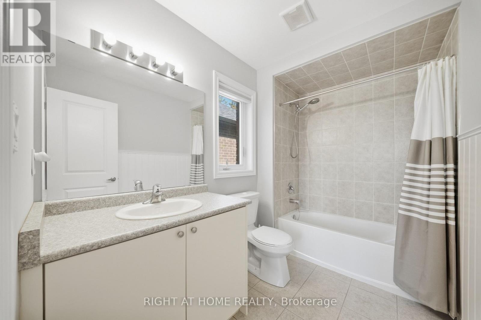 66 Betty May Crescent, East Gwillimbury, ON photo 38