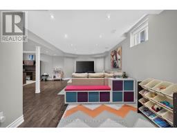 228 Twin Hills Crescent, Vaughan, ON L4H0H4 Photo 27