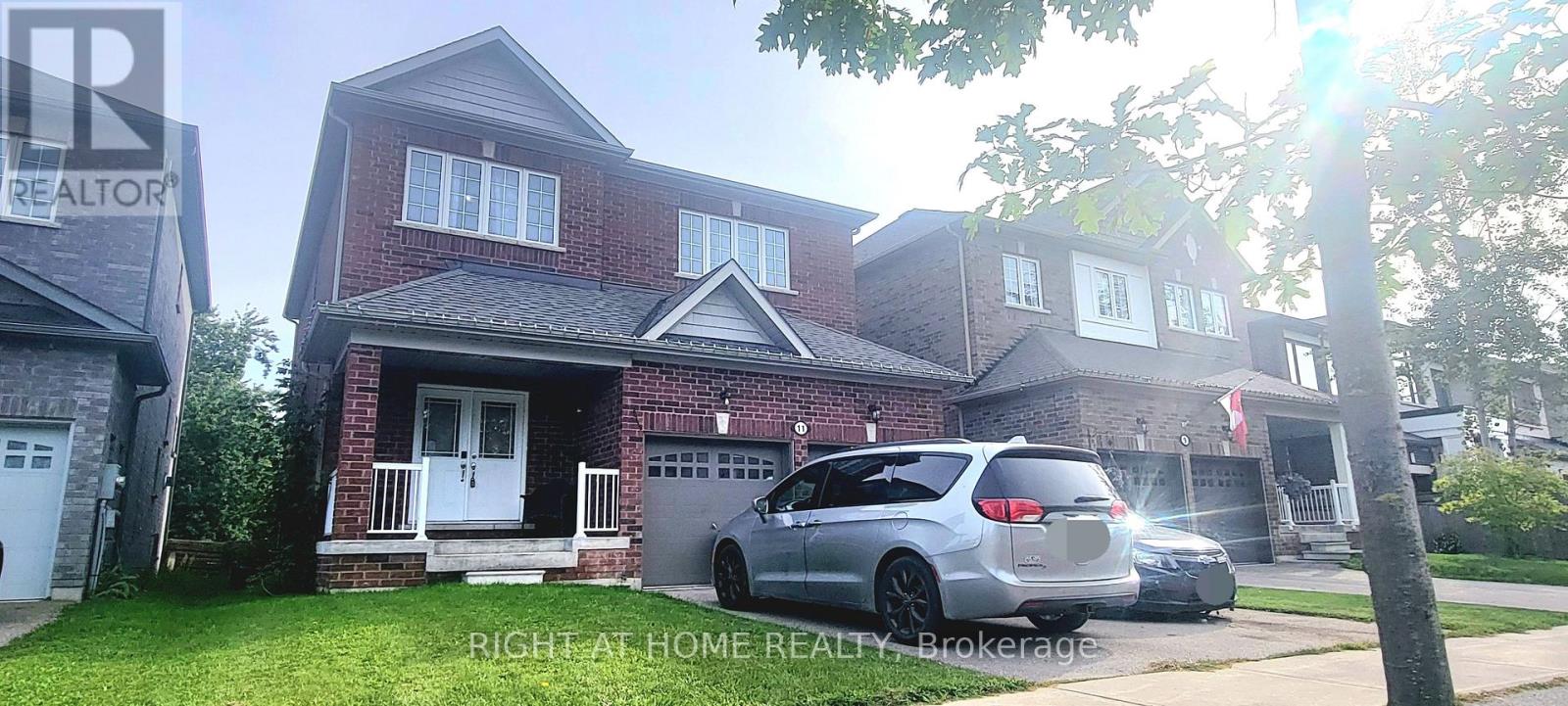 11 RICHMOND PARK DRIVE, Georgina (Keswick North)