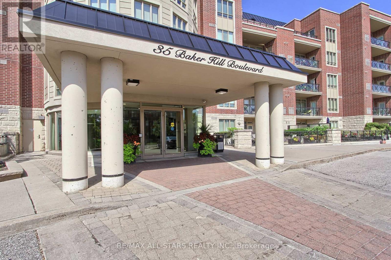 322 - 35 BAKER HILL BOULEVARD, Whitchurch-Stouffville (Stouffville) — photo 2