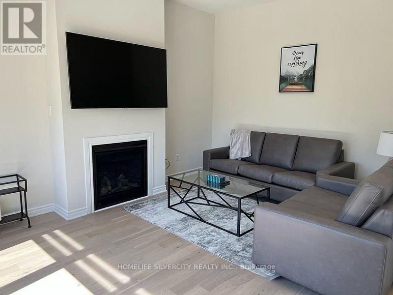 124 KIRBY AVENUE, Collingwood — photo 5