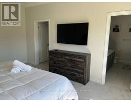 Bedroom 4 - 124 Kirby Avenue, Collingwood, ON L9Y4C5 Photo 8