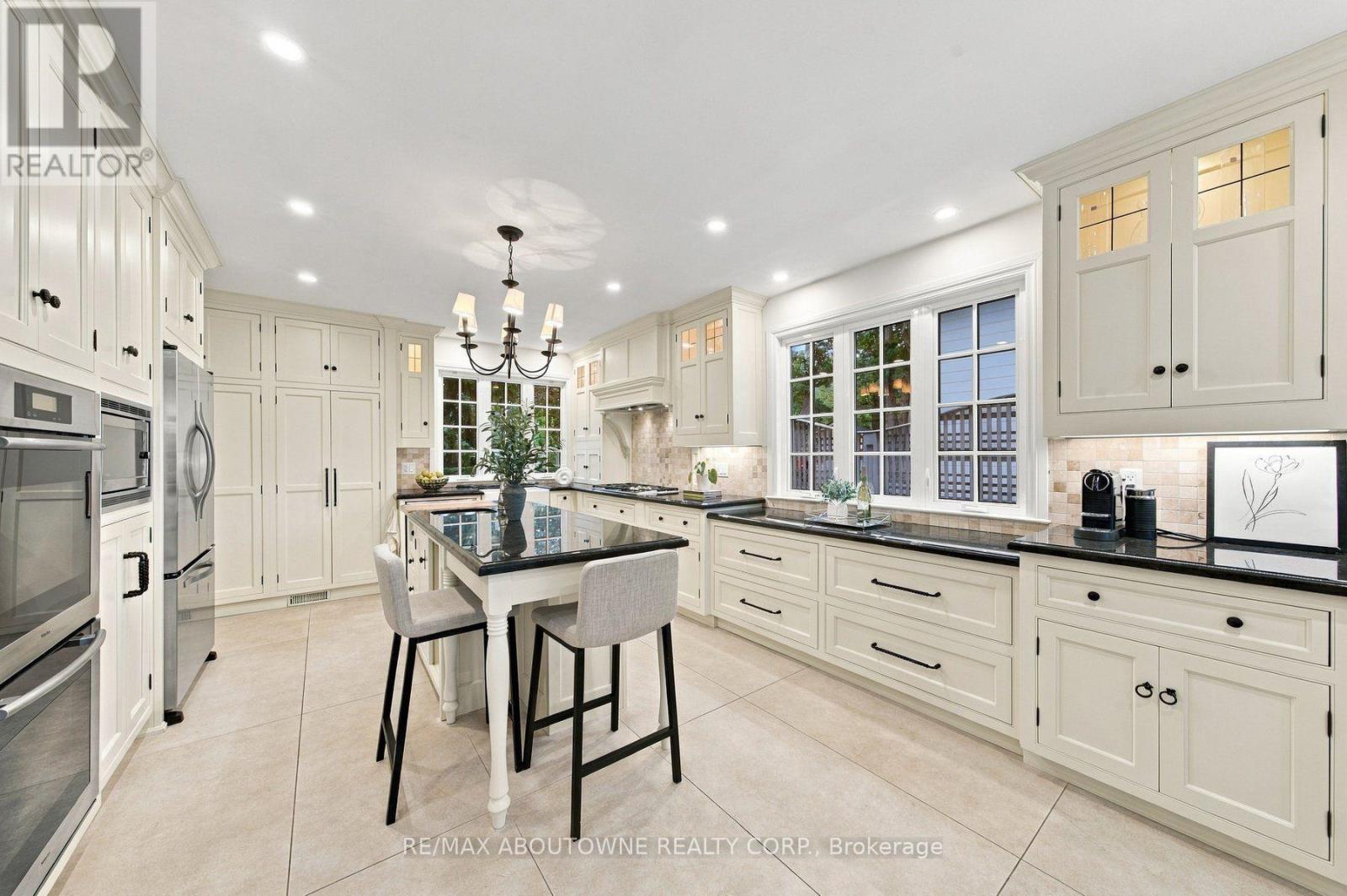 426 TRAFALGAR ROAD, Oakville (OO Old Oakville) — photo 9