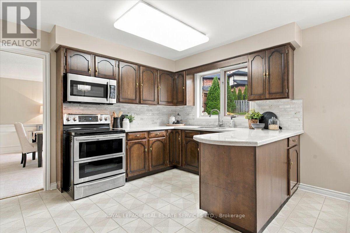 1309 MONMOUTH DRIVE - 11
