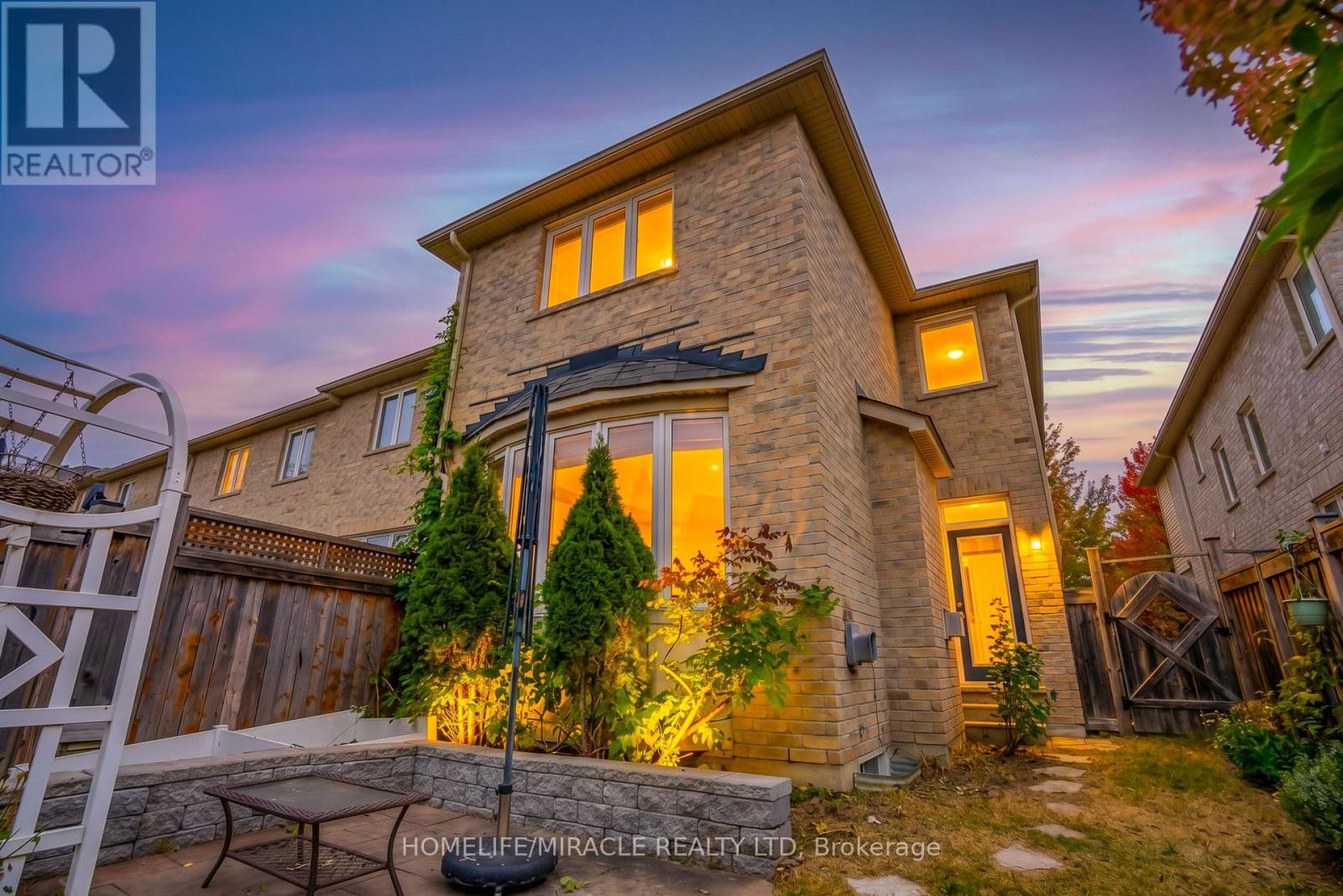 36 CEDARCREST STREET, Caledon — photo 2