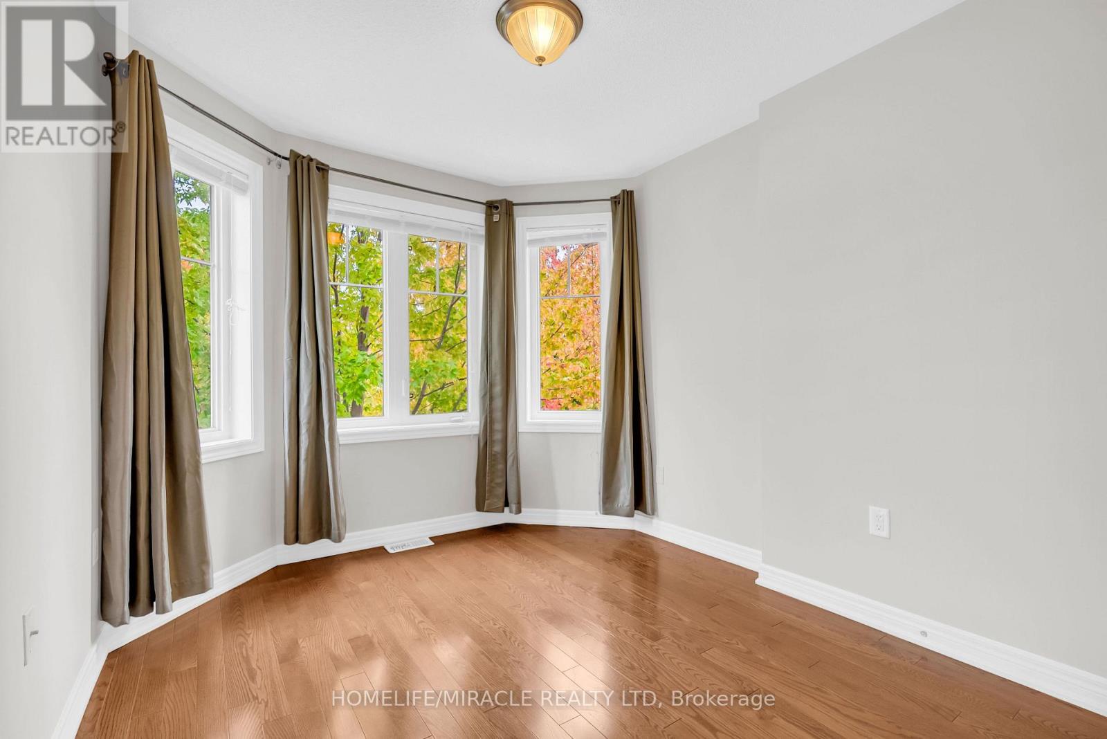 36 CEDARCREST STREET - Image 33