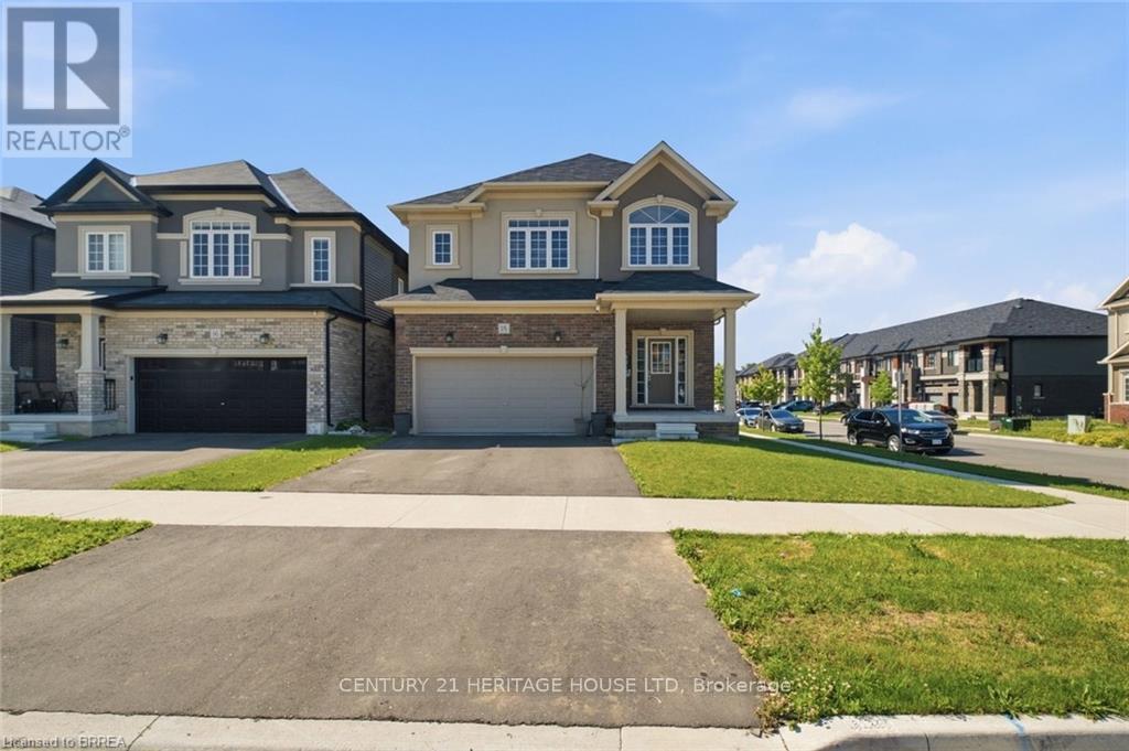 18 MACKLIN STREET, Brantford