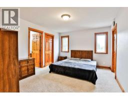 128 Cougar Road N - photo 12