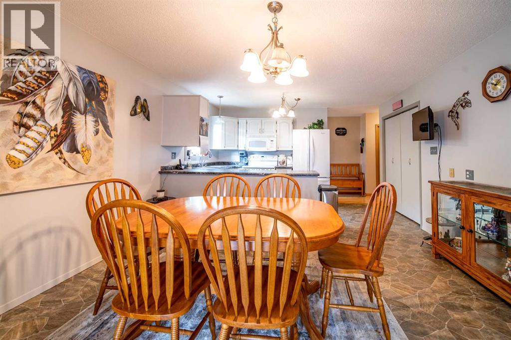 553 22 Street - 6