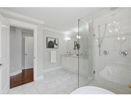 927 163 Street, Surrey, BC V4A9T8 Photo 13