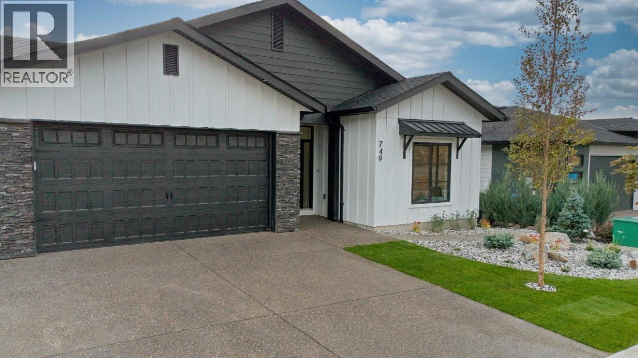 749 Carleton Street - 1