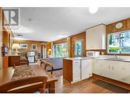 4175 Elephant Lake Road, Dysart Et Al, ON K0L3C0 Photo 10