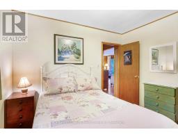 4175 Elephant Lake Road, Dysart Et Al, ON K0L3C0 Photo 16