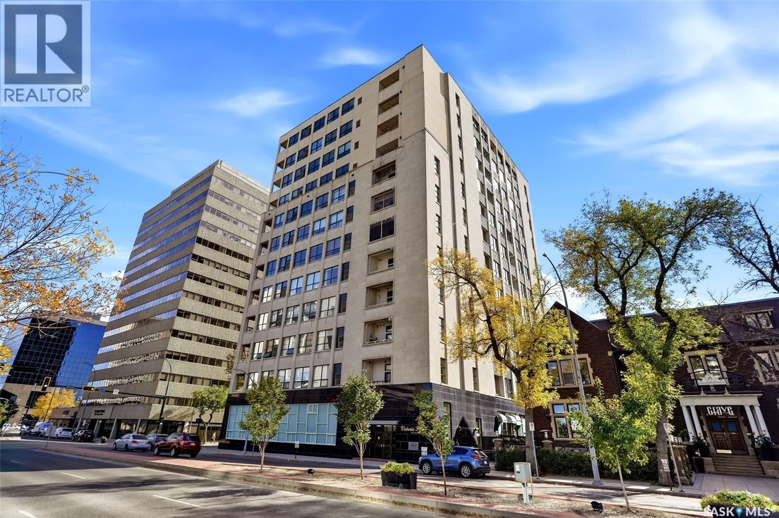 #805 1901 Victoria AVENUE - 1