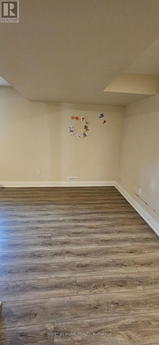 1633 Medway Park Drive — photo 10
