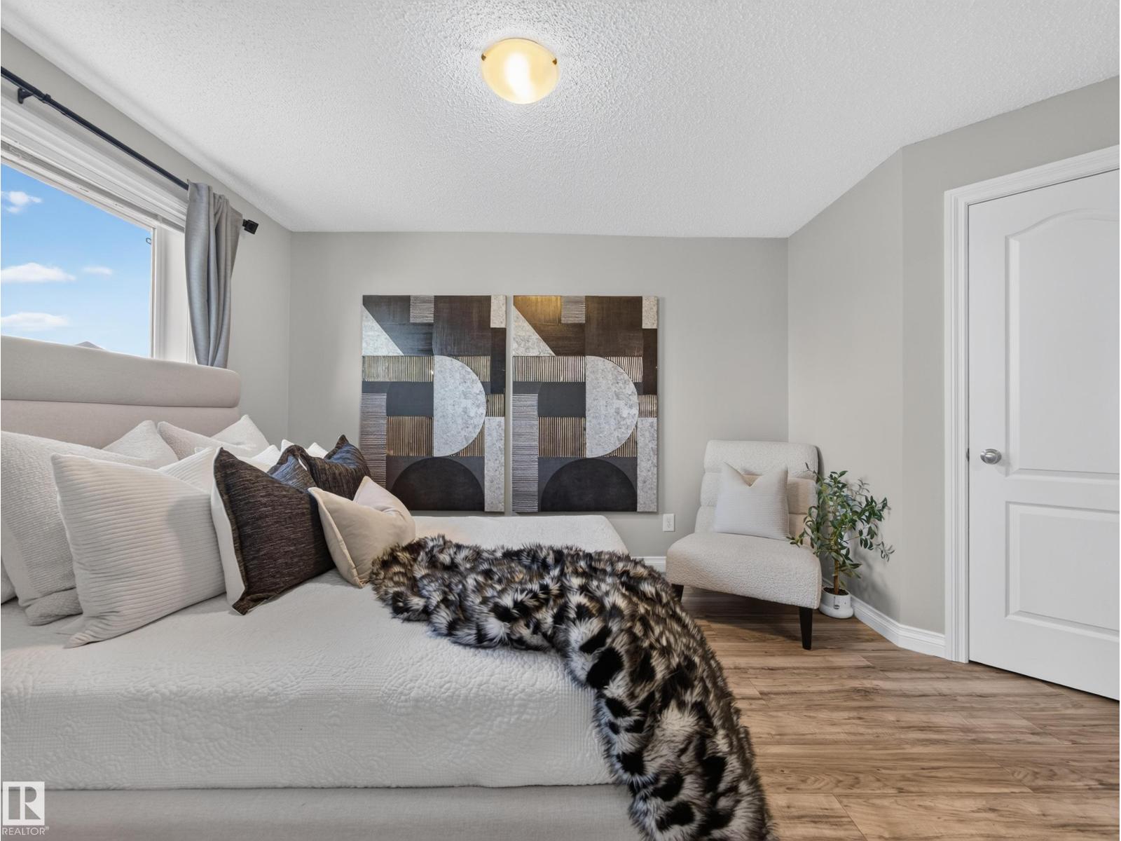 #44 12050 17 AV SW - Image 62