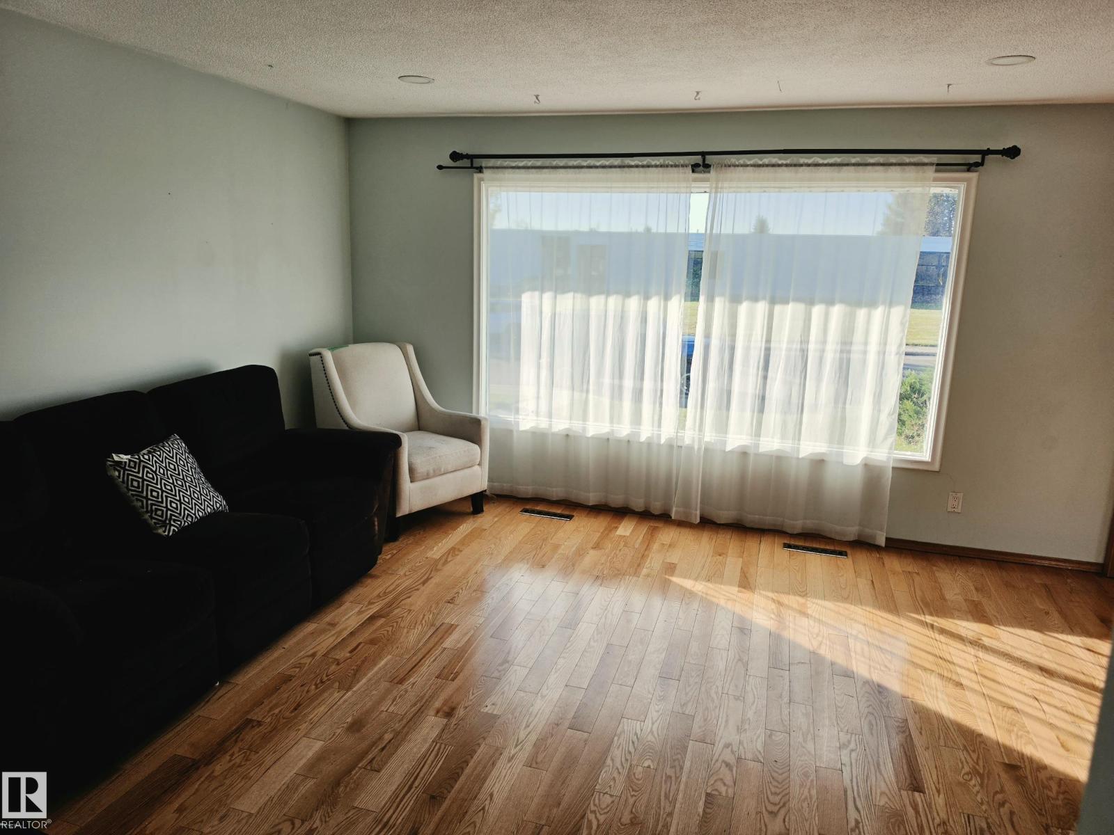 7312 DELWOOD RD NW - Image 28