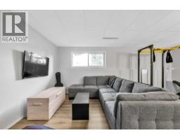 2807 29 Street SW - photo 16