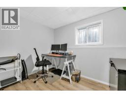2807 29 Street SW - photo 15