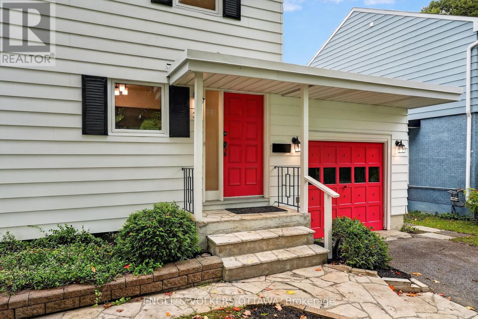 35 BEDFORD CRESCENT - 6
