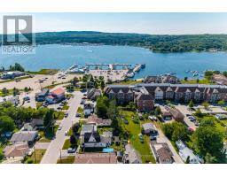 9 Wolfe Street, Penetanguishene, ON L9M1B9 Photo 14