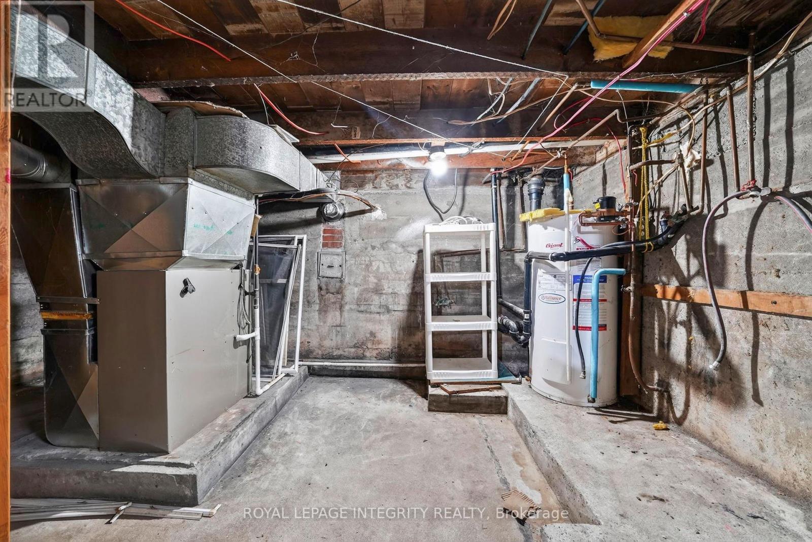 836 MARLBOROUGH STREET N - Image 21