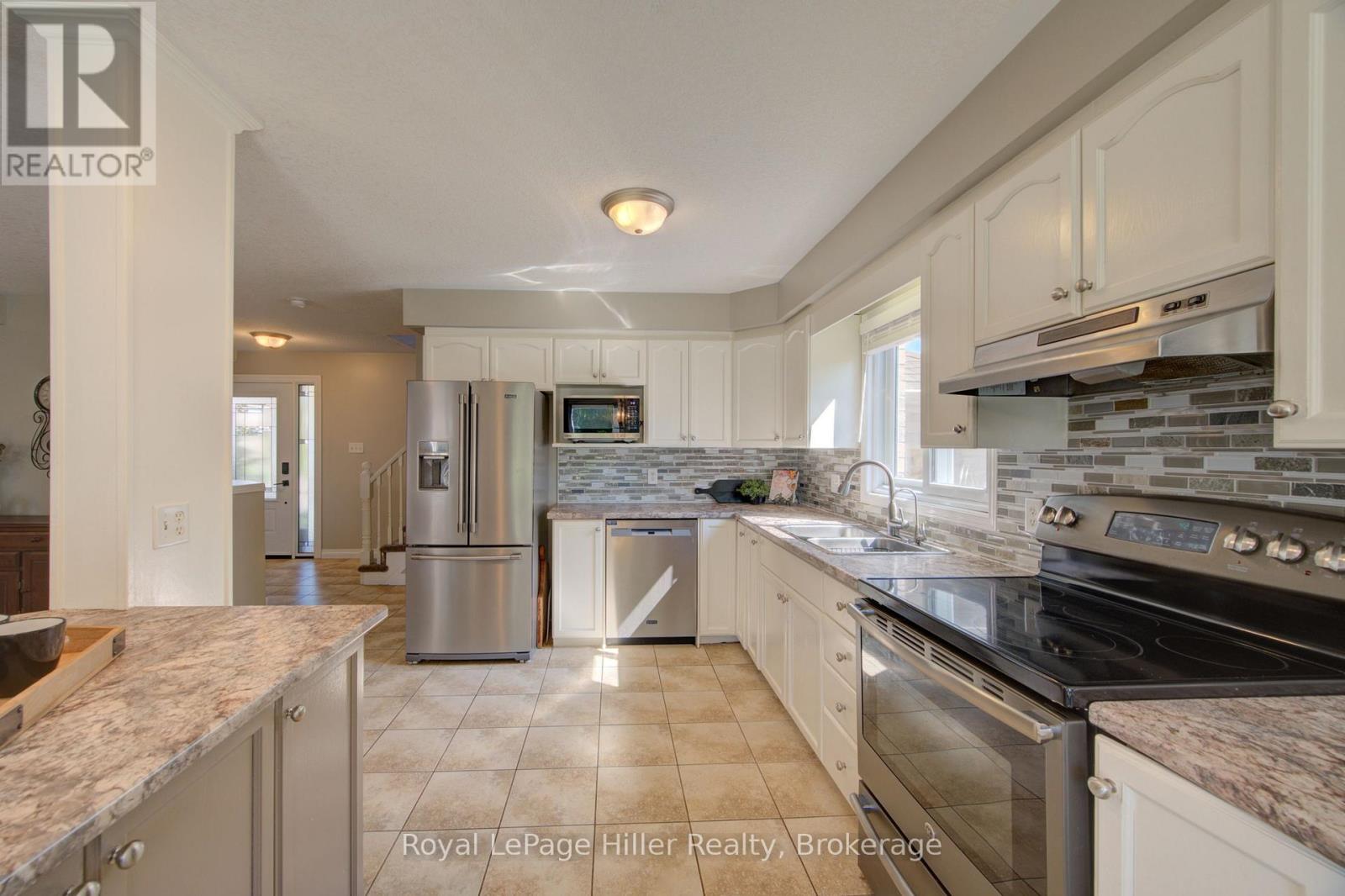 220 SCHNELLER DRIVE - 15