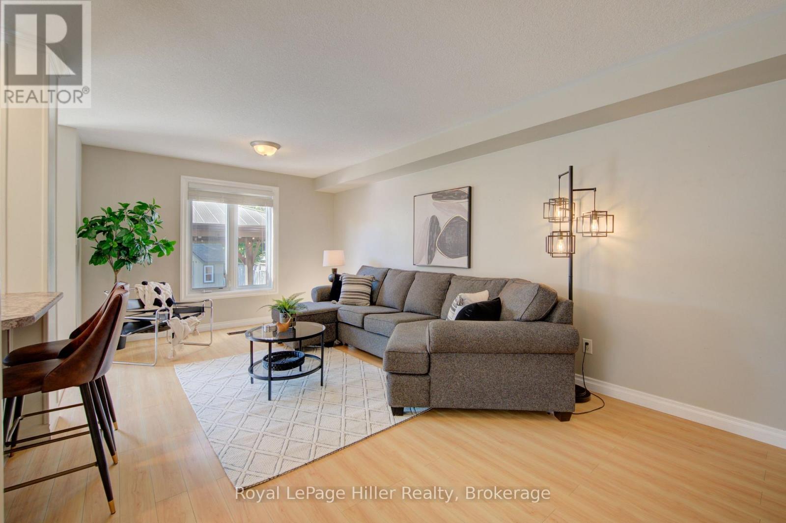 220 SCHNELLER DRIVE - Image 6