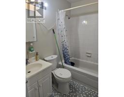 305 - 1087 Bloor Street W, Toronto, ON M6H1M5 Photo 6