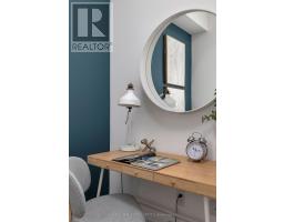 1108 - 105 George Street, Toronto, ON M5A0L4 Photo 9