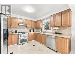 1582 Kelvinway Lane, Pickering, ON L1V5Y2 Photo 14