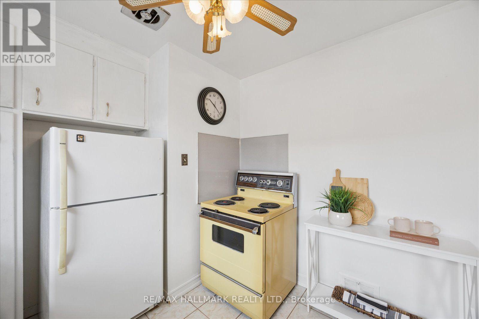 102 CLETA DRIVE - 13