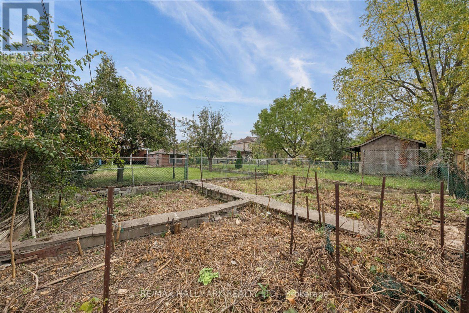 102 CLETA DRIVE - 46