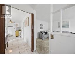 Living room - 102 Cleta Drive, Toronto, ON M1K3G7 Photo 7