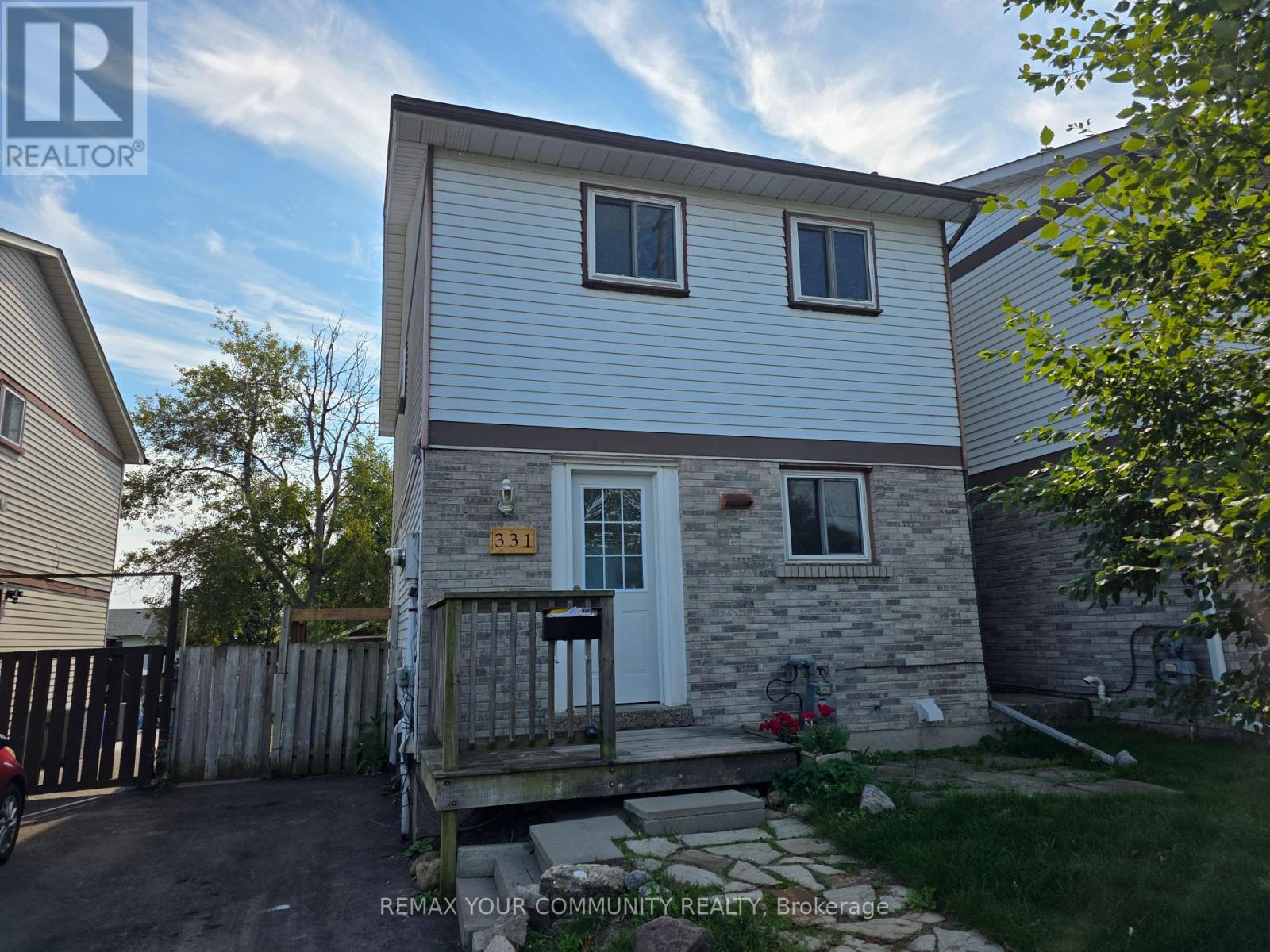 Main- 331 Phillip Murray Avenue, Oshawa, ON photo 3