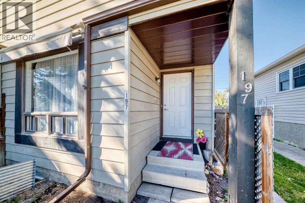 197 Cedardale Road SW, Calgary, Alberta, T2W5A8 — thumbnail 3