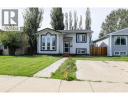 229 Mt Blakiston Road W - photo 1