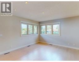 23 Brown Crescent NW - photo 5