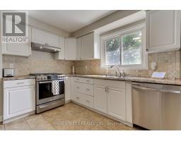 Laundry room - 850 Arnold Crescent, Newmarket, ON L3Y2E2 Photo 11